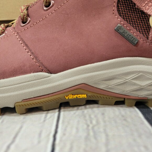 Teva Women's Grandview GORE-TEX Hiking Boot - Picture 4 of 8
